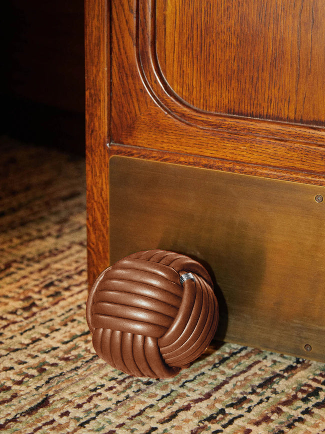 Giobagnara - Nodo Leather Doorstop - Brown - ABASK