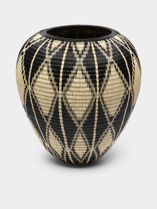 CasaLatina - Diamond Handwoven Werregue Palm Large Basket -  - ABASK - 